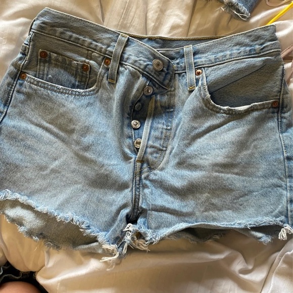 Levi Short Bundle - Picture 4 of 6